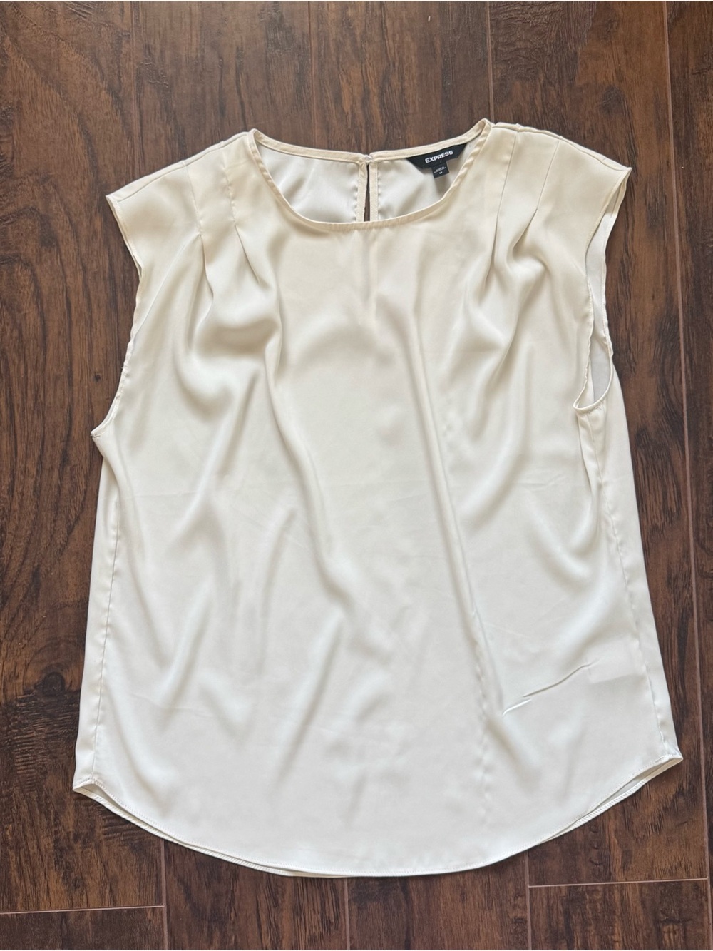 Express Size Medium Cream Cap Sleeve Blouse